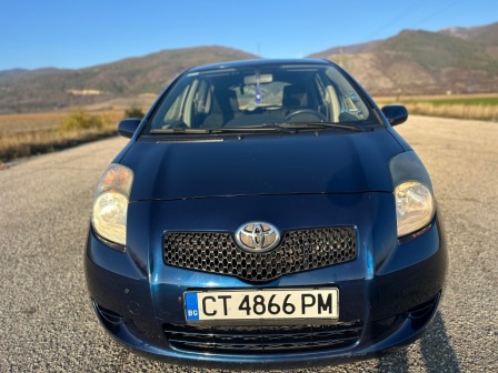 6,800
                    3,476.78                
                
                    BGN
                    EUR
                
            
                                                            
                    
                
                
                    
                        Toyota Yaris 1.4 d4d AUTOMAT                    
                
                
                
                                2006, Дизел, 177000 км.                
                
                                            Перфектен двигател и автоматик
Платени задължения 
Работещ климатик
Козм…