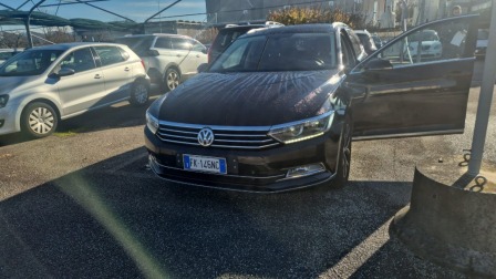 цена по договаряне
                                                    
                    
                
                
                    
                        VW Passat 2.0-150 DSG                    
                
                
                
                                2017, Дизел, 222000 км.                
                
                                            отлично техническо състояние. Нова кола, внос Северна Италия без ръжди и ин…