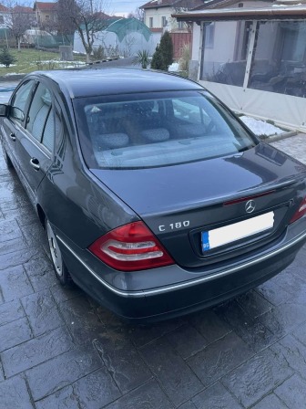 Mercedes-Benz C 180