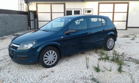 Opel Astra 1.6 Автоматик