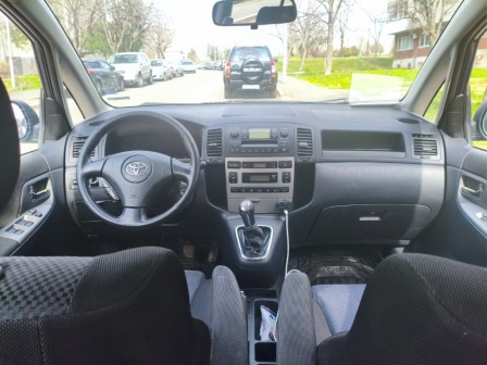 Toyota Corolla Verso 2.0