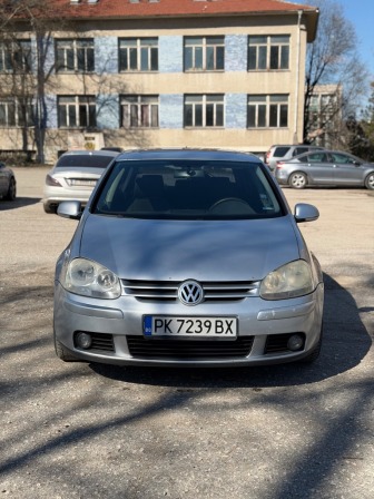 VW Golf
