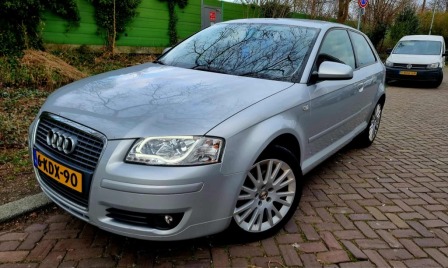 Audi A3 1.6 бензин