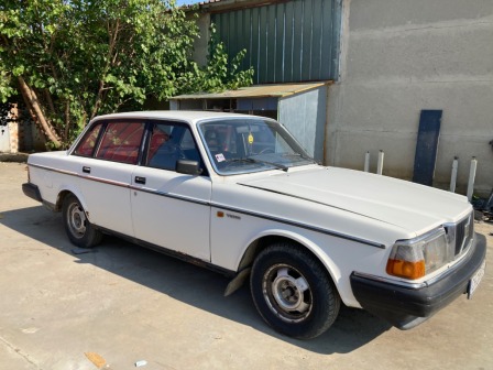 Volvo 240