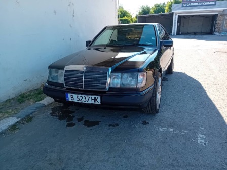 Mercedes-Benz 124