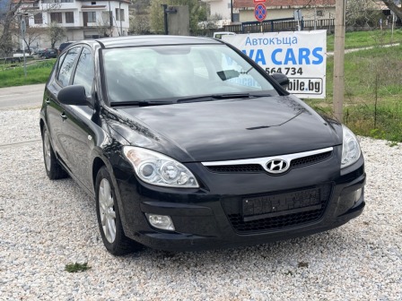 Hyundai i30 1.6 i 126 ps