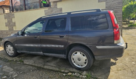 Volvo V70 2.5