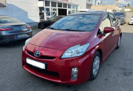 Toyota Prius 1.8HYBRID 136ps