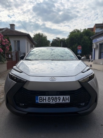 Toyota C-HR 2.0 HEV 197к.с.