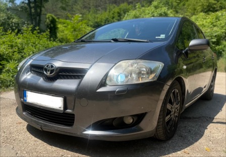 Toyota Auris 2.0