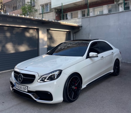 Mercedes-Benz E 63 AMG