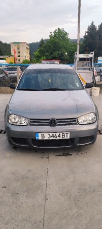VW Golf