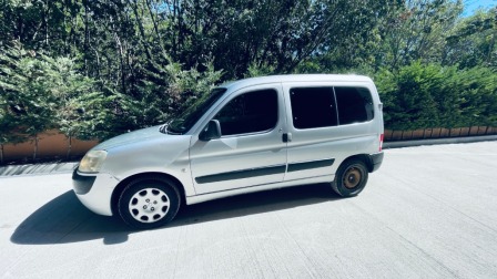 Peugeot Partner 1.6HDI 7места
