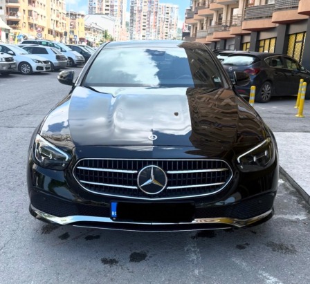 Mercedes-Benz E 220 220d
