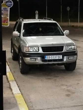 Opel Frontera 2.2i