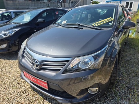 Toyota Avensis 2.0 D4D; NAVI