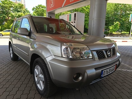 Nissan X-Trail 2200