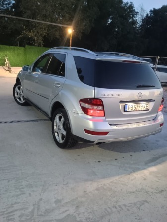 Mercedes-Benz ML 300