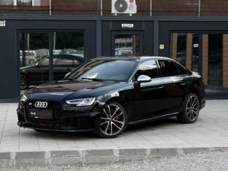 Audi S4 3.0 V6 QUATTRO