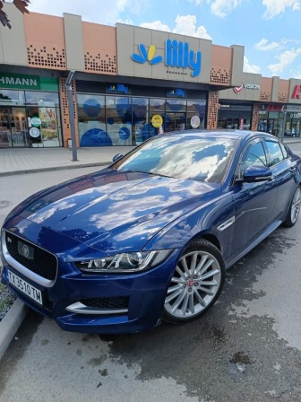 Jaguar XE