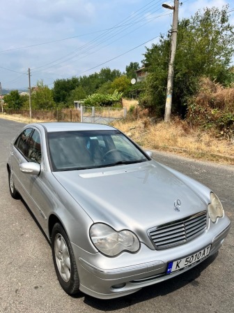Mercedes-Benz C 220 2.2