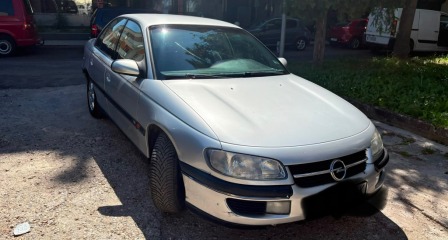 Opel Omega 2.5 V6