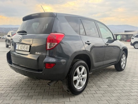 Toyota RAV 4 2.2d 136hp 4x4