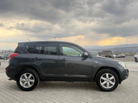 Toyota RAV 4 2.2d 136hp 4x4