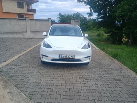 Tesla Model Y LFP