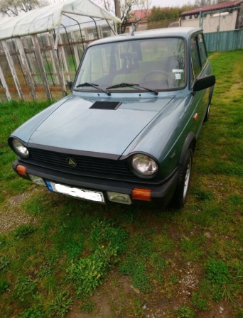 Lancia Y