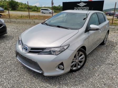 Toyota Auris 1.8H EXECUTIVE