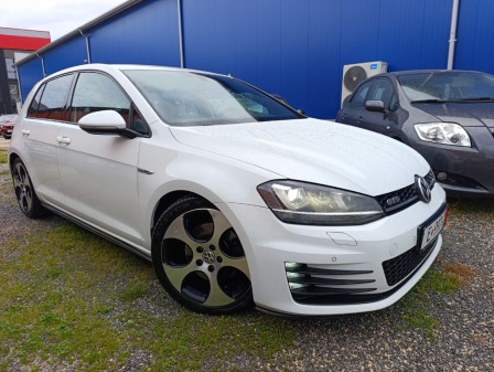 VW Golf 2.0 TDI GTD