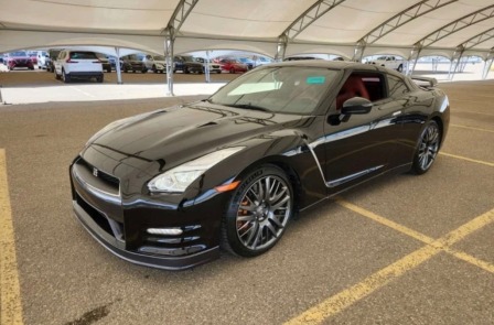 Nissan GTR