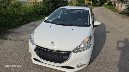 Peugeot 208 1.4i газ бензин