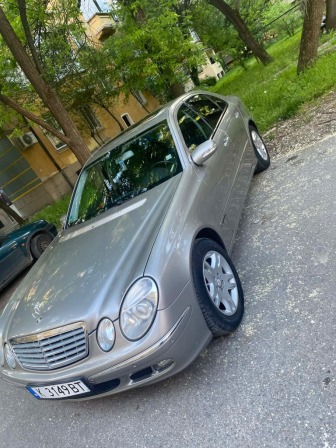 Mercedes-Benz E 280