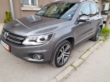 VW Tiguan 2.0 TDi R-line
