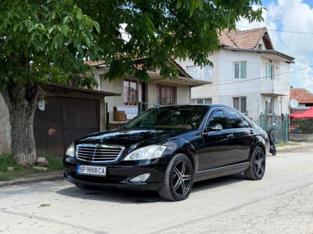 Mercedes-Benz S 320
