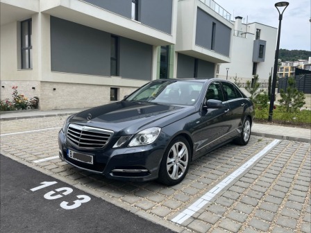 Mercedes-Benz E 220 CDI