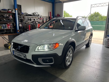 Volvo XC 70 2.4 D5 185 AWD