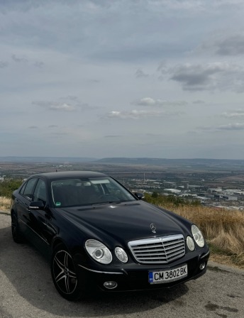 Mercedes-Benz E 320 AIRMATIC