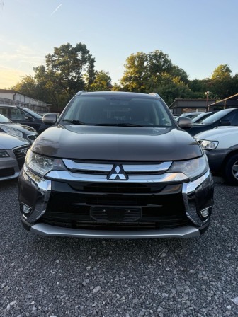Mitsubishi Outlander 4х4 6+1 места