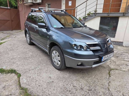 Mitsubishi Outlander 2.4 LPG