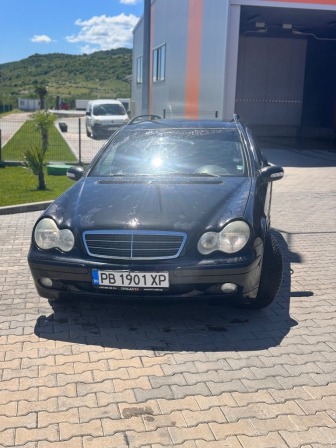 Mercedes-Benz C 220 2.2