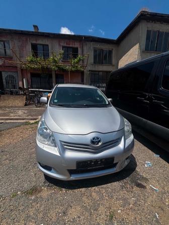 Toyota Verso 2.2