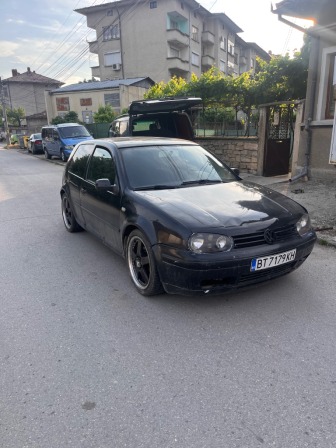 VW Golf 1.9