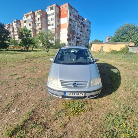 VW Sharan 1 .9