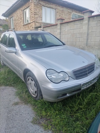 Mercedes-Benz C 220 2.2