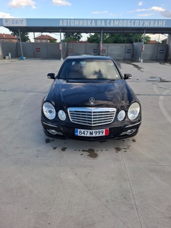 Mercedes-Benz E 280