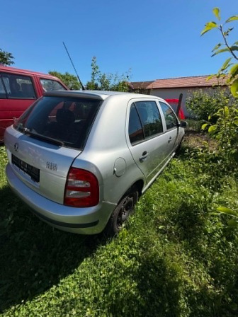 Skoda Fabia 1.4 бензин