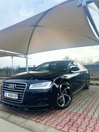 Audi A8 4.2 TDI/MATRIX
